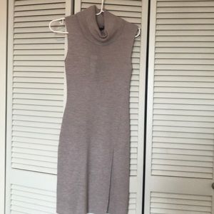 Long tunic with a split on the front left.